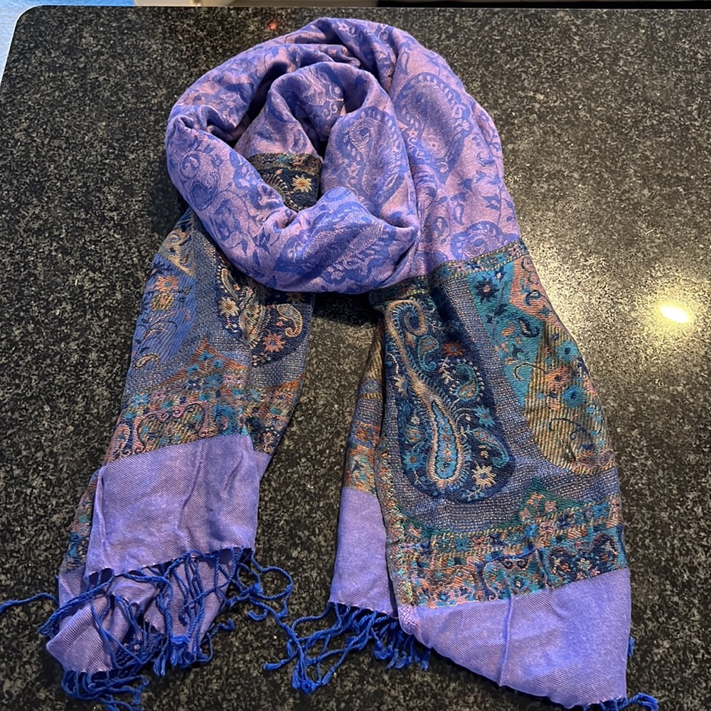 Woman scarves